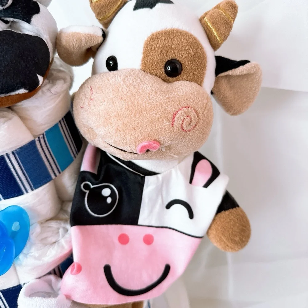 Cow Diaper Cake, Farm Baby Shower, Farm Theme